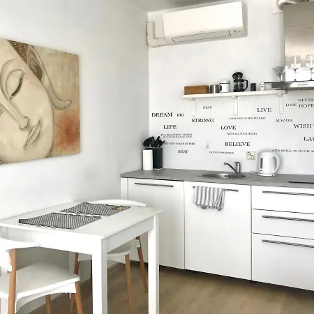 City Centre Studio In Design Quarter Close To Old Town & Harbor Reval